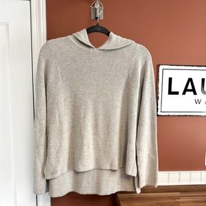 Athleta Sweater - Medium